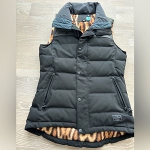 Volcom Vest, size Medium